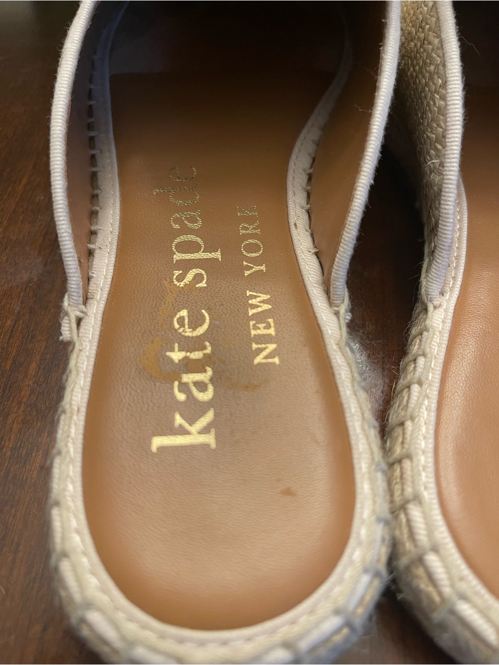 kate spade Natural Raffia Slip-On Mules with Yellow Flower Accent Size 8 - Picture 11 of 11